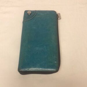 HOBO sea foam colored genuine leather wallet. Zip around. Holds up to 12 cards.